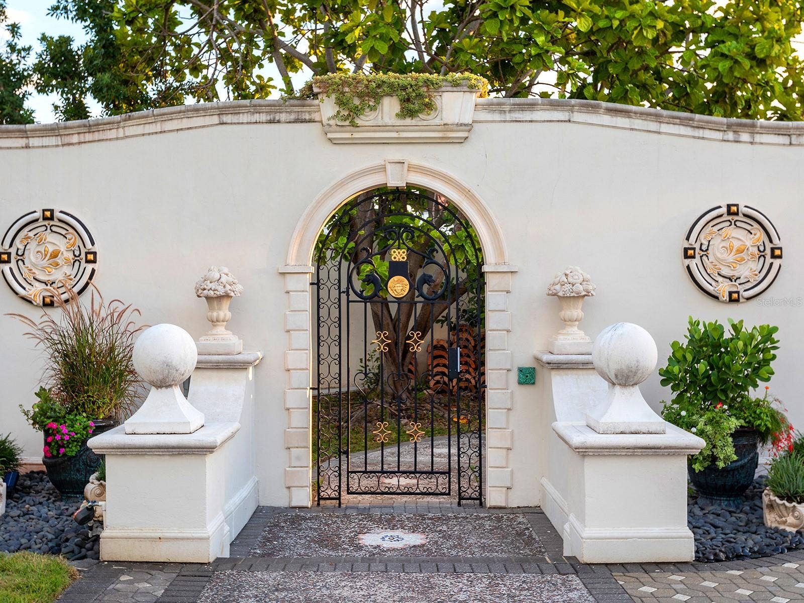 1310 S LAKE SHORE DRIVE, Sarasota, FL 34231 1310 S LAKE SHORE DRIVE, Sarasota, FL 34231