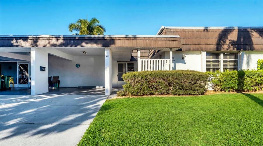 Property photo for 3823 GLEN OAKS DRIVE E, #83, Sarasota, FL
