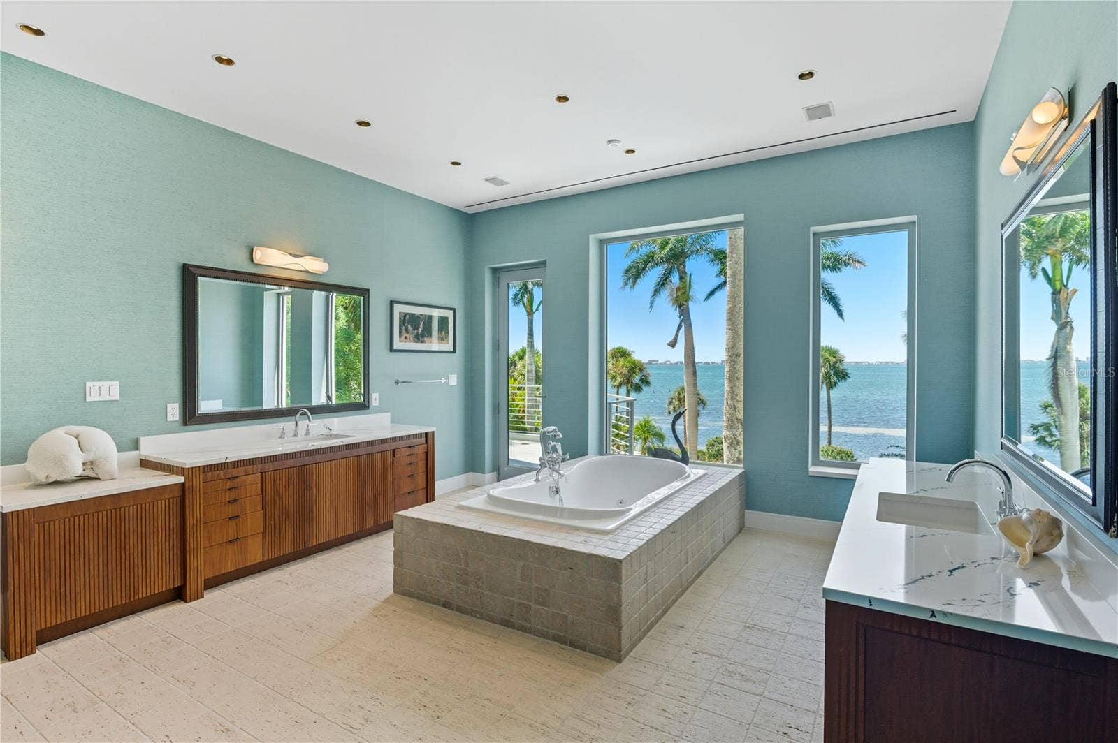 3315 BAY SHORE ROAD, Sarasota, FL 34234 3315 BAY SHORE ROAD, Sarasota, FL 34234