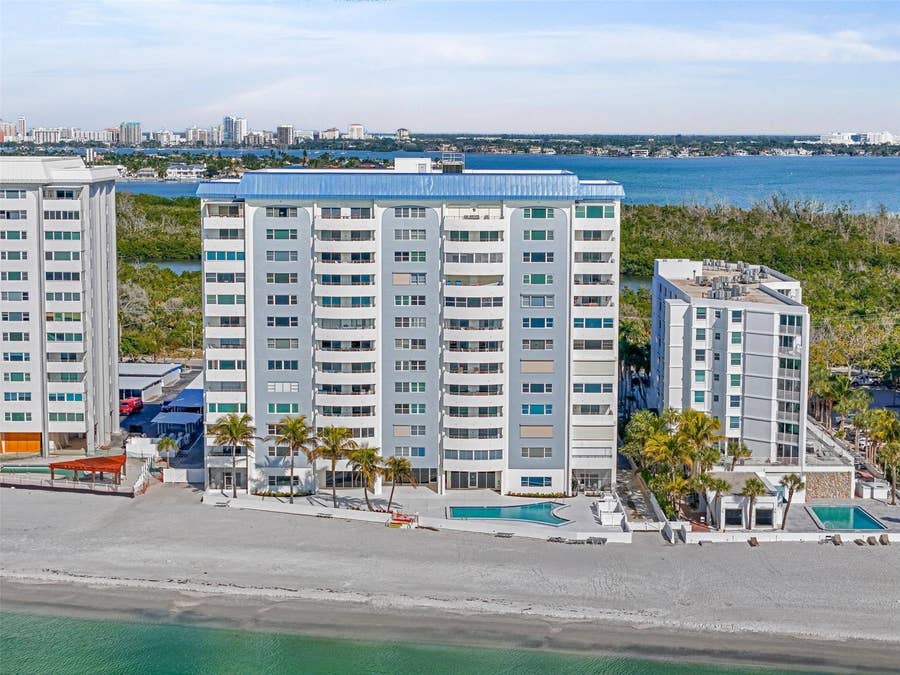 Property photo for 1750 BENJAMIN FRANKLIN DRIVE, #8D, Sarasota, FL