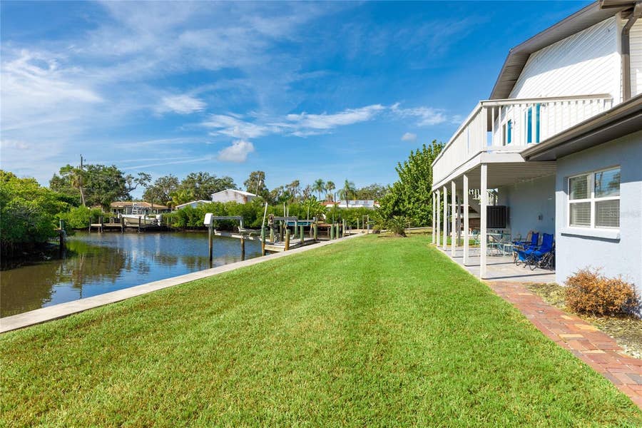 Property photo for 333 SALLY LEE DRIVE, Ellenton, FL