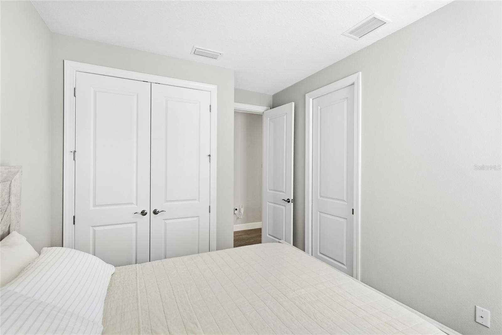 10414 INGLENOOK TERRACE, Palmetto, FL 34221 10414 INGLENOOK TERRACE, Palmetto, FL 34221