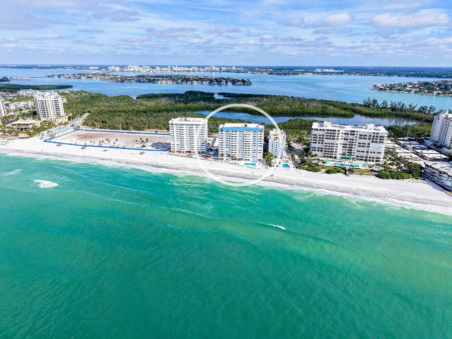 Property photo for 1750 BENJAMIN FRANKLIN DRIVE, #9F, Sarasota, FL