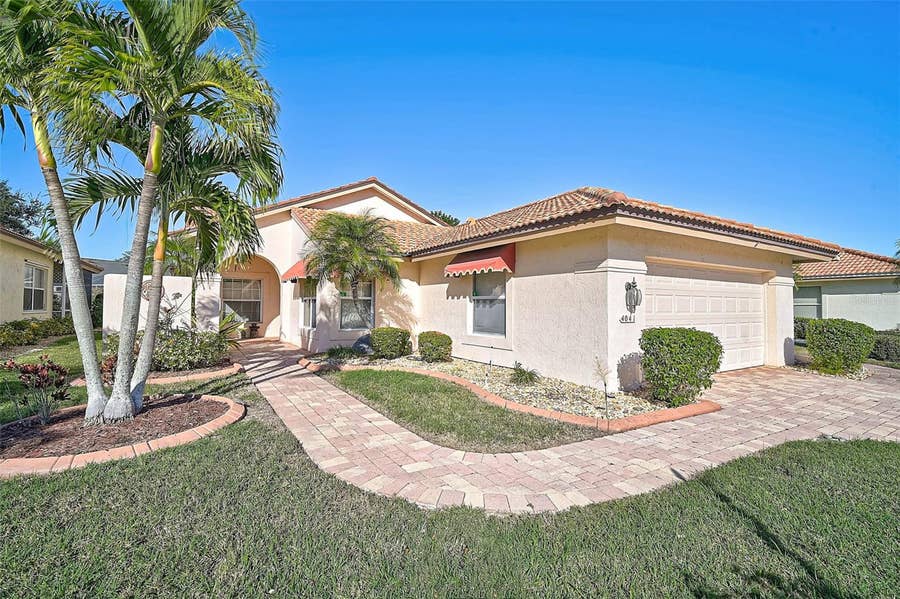 Property photo for 4041 MURFIELD DRIVE E, Bradenton, FL