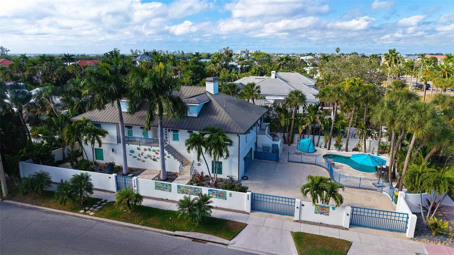 Property photo for 345 MADISON DRIVE, Sarasota, FL