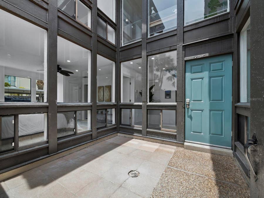 Property photo for 800 S BLVD OF THE PRESIDENTS, #19, Sarasota, FL