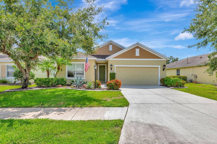 Property photo for 5005 TORREY PINES RUN, Bradenton, FL