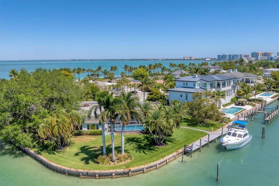 Property photo for 102 SEAGULL LANE, Sarasota, FL