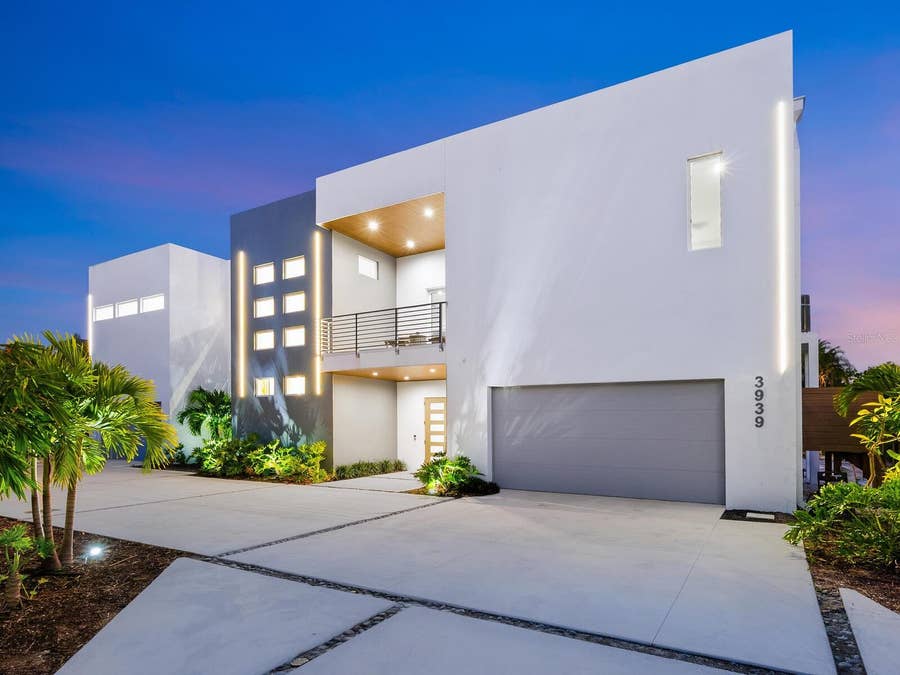 Property photo for 3939 HIGEL AVENUE, Sarasota, FL