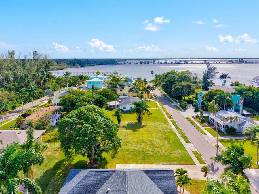 Property photo for 511 84TH STREET NW, Bradenton, FL