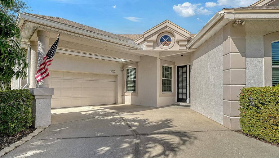 Property photo for 4707 CLIPPER DRIVE, Bradenton, FL