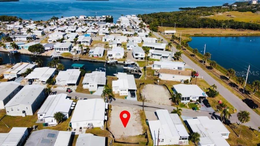 Property photo for 291 NASSAU DRIVE, Palmetto, FL