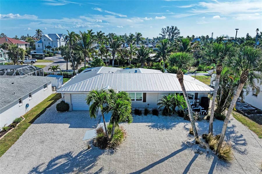 Property photo for 150 CRESCENT DRIVE, Anna Maria, FL