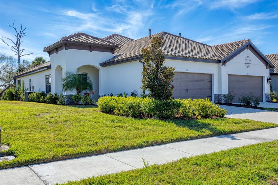 Property photo for 221 PALIDORO CIRCLE, Nokomis, FL