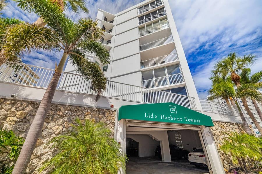 Property photo for 1770 BENJAMIN FRANKLIN DRIVE, #203, Sarasota, FL