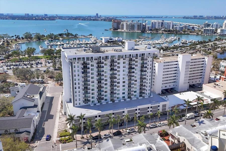 Property photo for 101 S GULFSTREAM AVENUE, #15E, Sarasota, FL