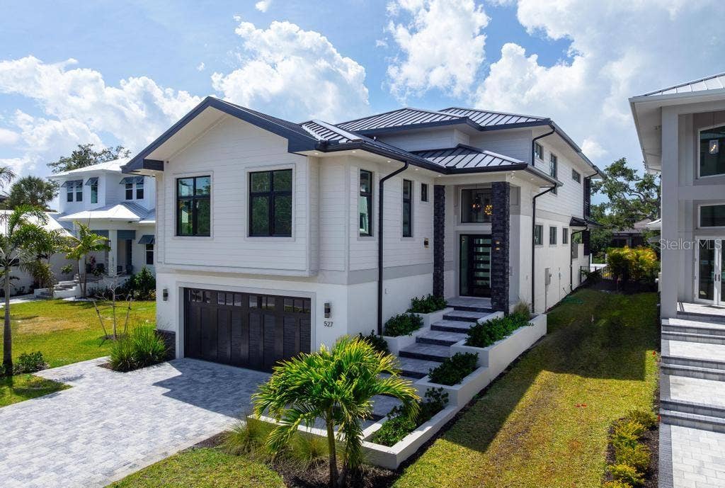 527 VENICE LANE, Sarasota, FL 34242 527 VENICE LANE, Sarasota, FL 34242