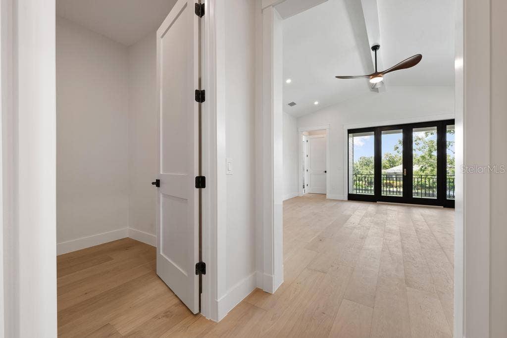 527 VENICE LANE, Sarasota, FL 34242 527 VENICE LANE, Sarasota, FL 34242