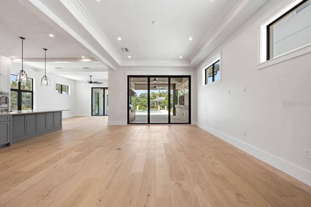 527 VENICE LANE, Sarasota, FL 34242 527 VENICE LANE, Sarasota, FL 34242