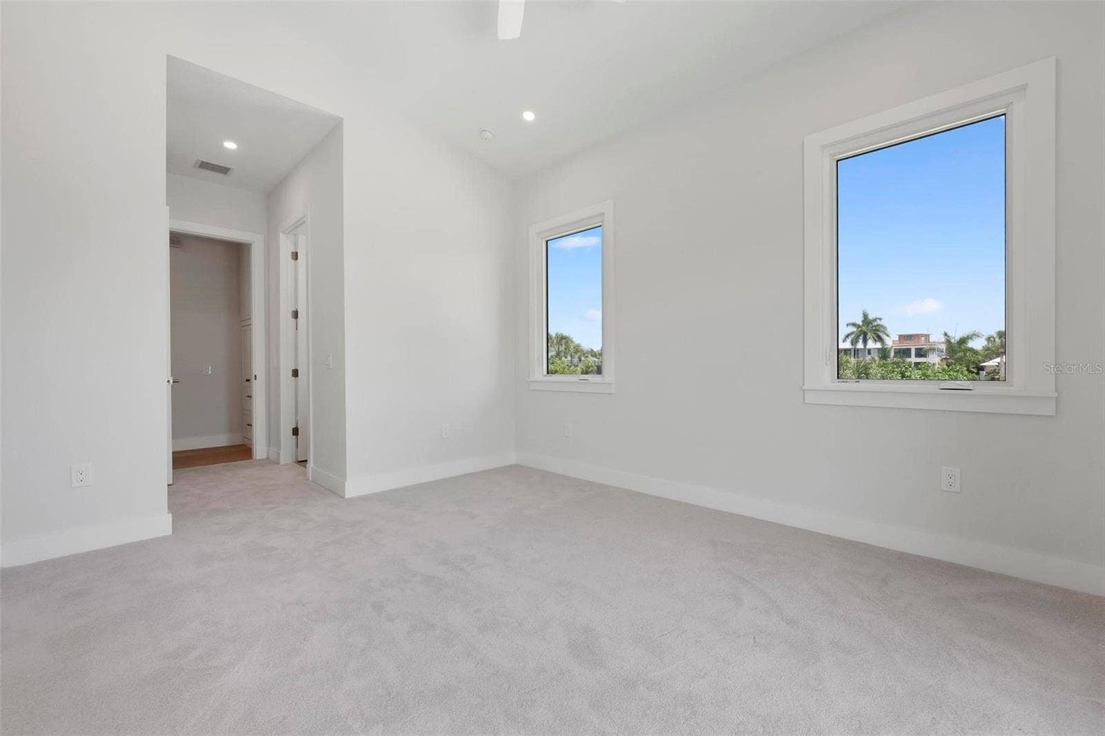 533 VENICE LANE, Sarasota, FL 34242 533 VENICE LANE, Sarasota, FL 34242