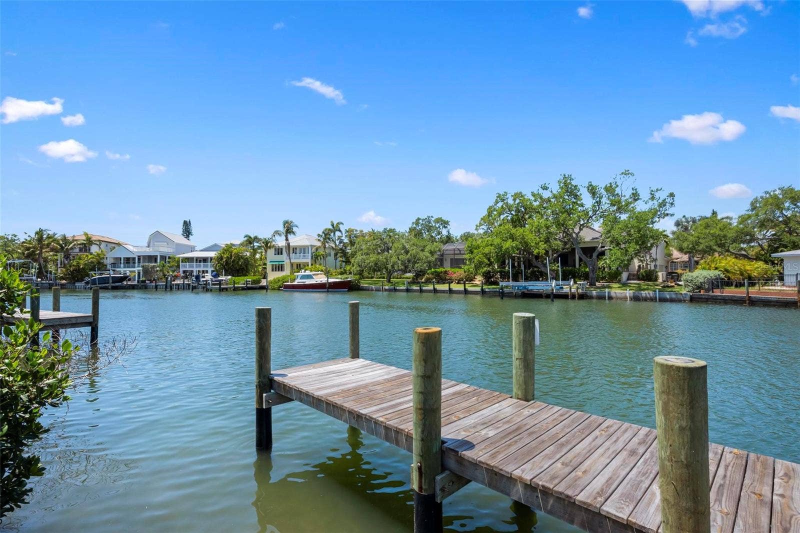 533 VENICE LANE, Sarasota, FL 34242 533 VENICE LANE, Sarasota, FL 34242