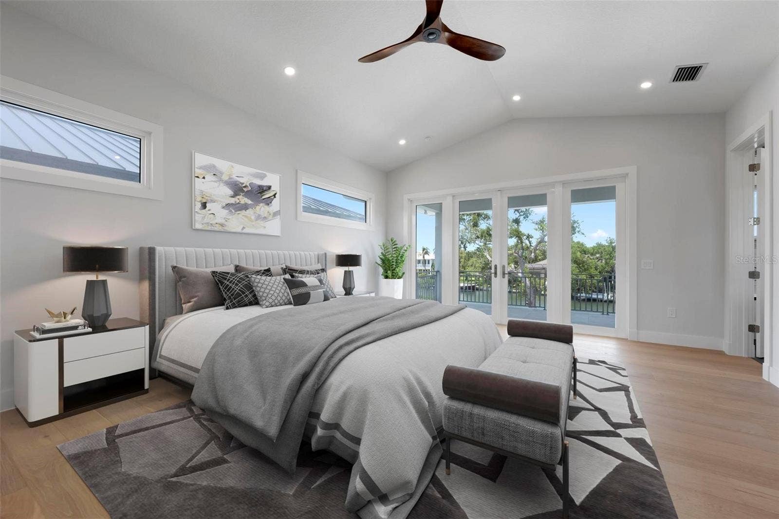 533 VENICE LANE, Sarasota, FL 34242 533 VENICE LANE, Sarasota, FL 34242