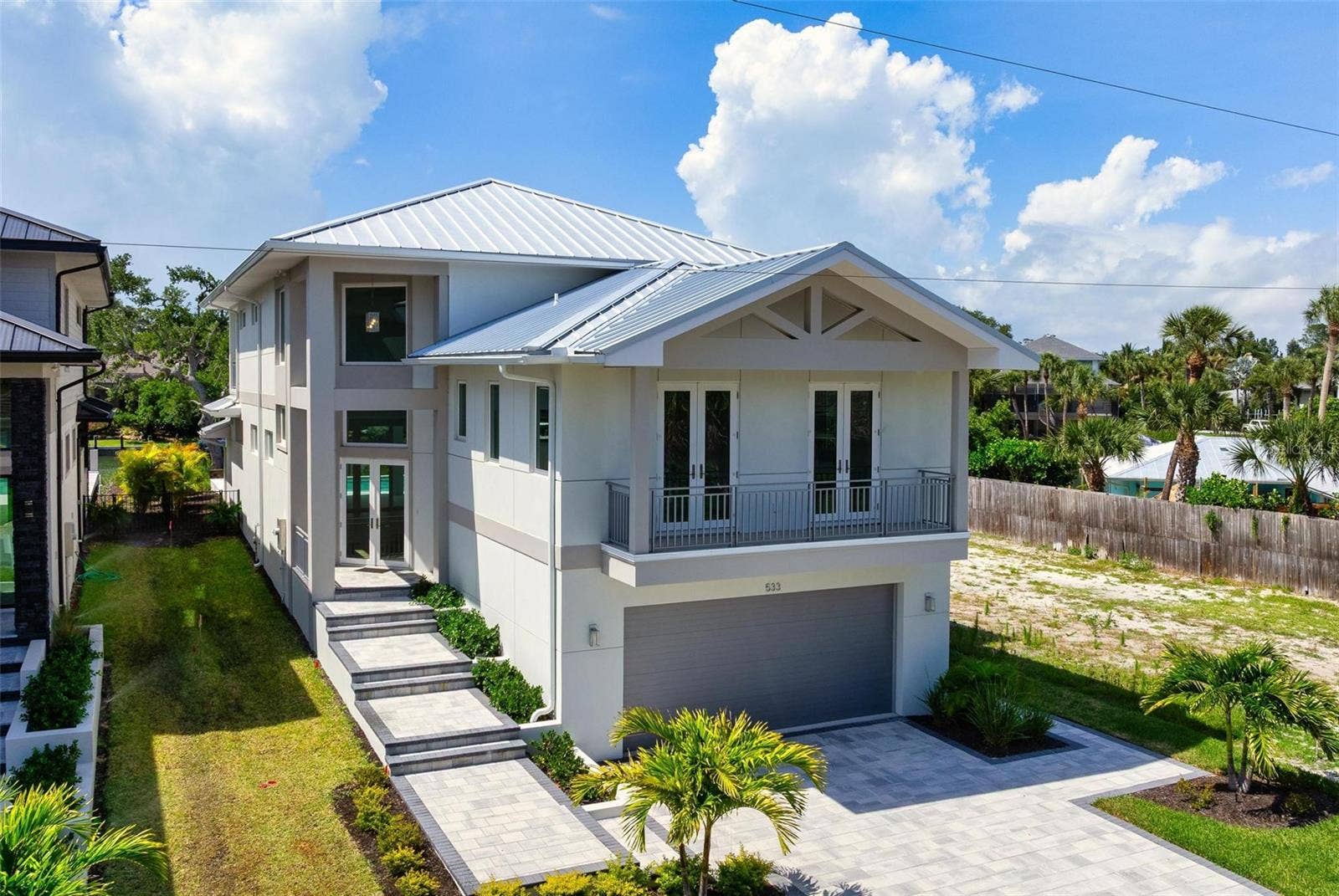 533 VENICE LANE, Sarasota, FL 34242 533 VENICE LANE, Sarasota, FL 34242