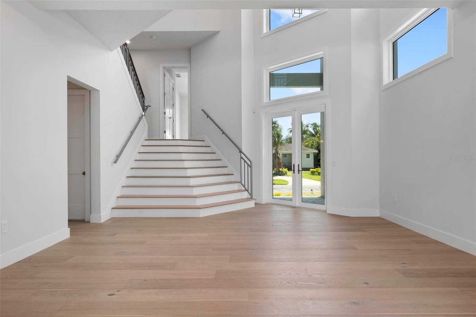 533 VENICE LANE, Sarasota, FL 34242 533 VENICE LANE, Sarasota, FL 34242