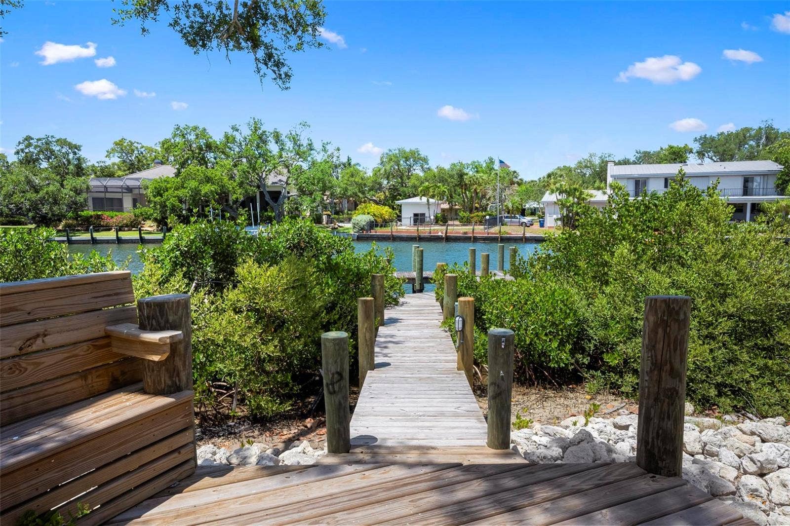 533 VENICE LANE, Sarasota, FL 34242 533 VENICE LANE, Sarasota, FL 34242