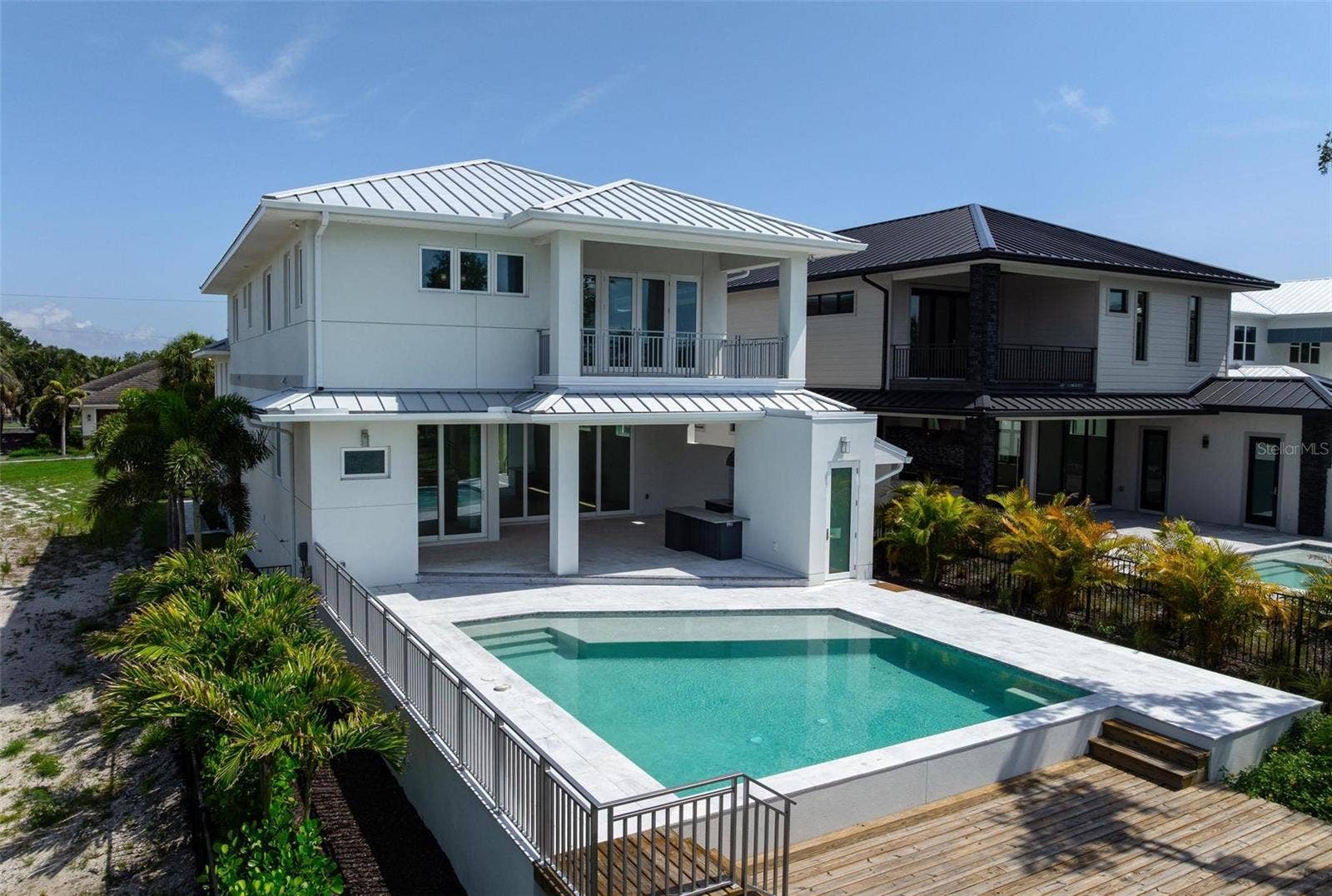 533 VENICE LANE, Sarasota, FL 34242 533 VENICE LANE, Sarasota, FL 34242
