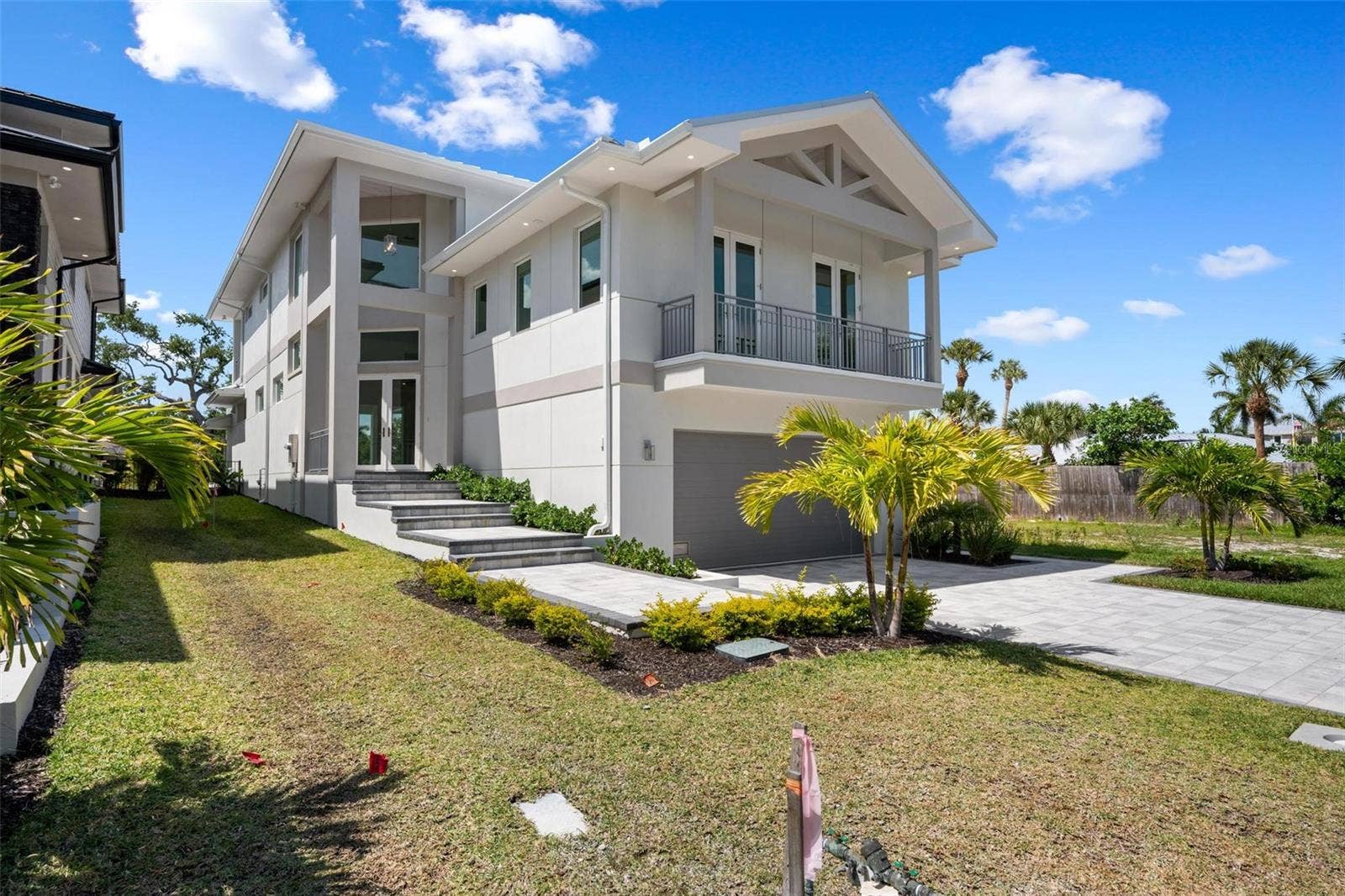533 VENICE LANE, Sarasota, FL 34242 533 VENICE LANE, Sarasota, FL 34242