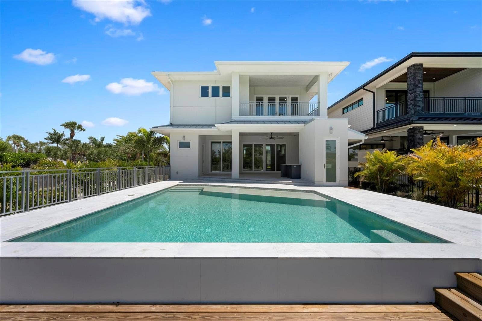 533 VENICE LANE, Sarasota, FL 34242 533 VENICE LANE, Sarasota, FL 34242