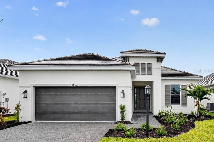 Property photo for 7657 MOONBEAM AVENUE, Sarasota, FL