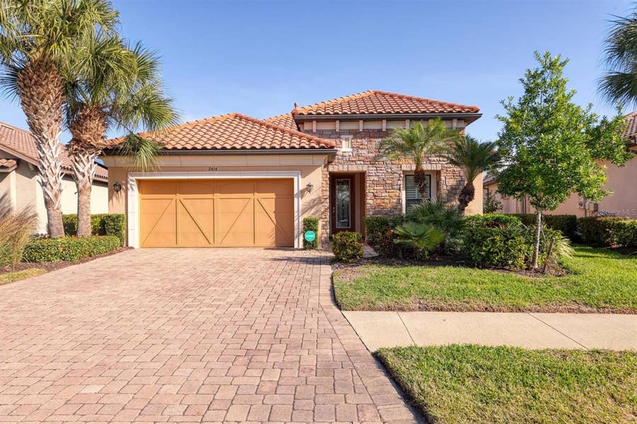 Property photo for 2414 VACCARO DRIVE, Sarasota, FL