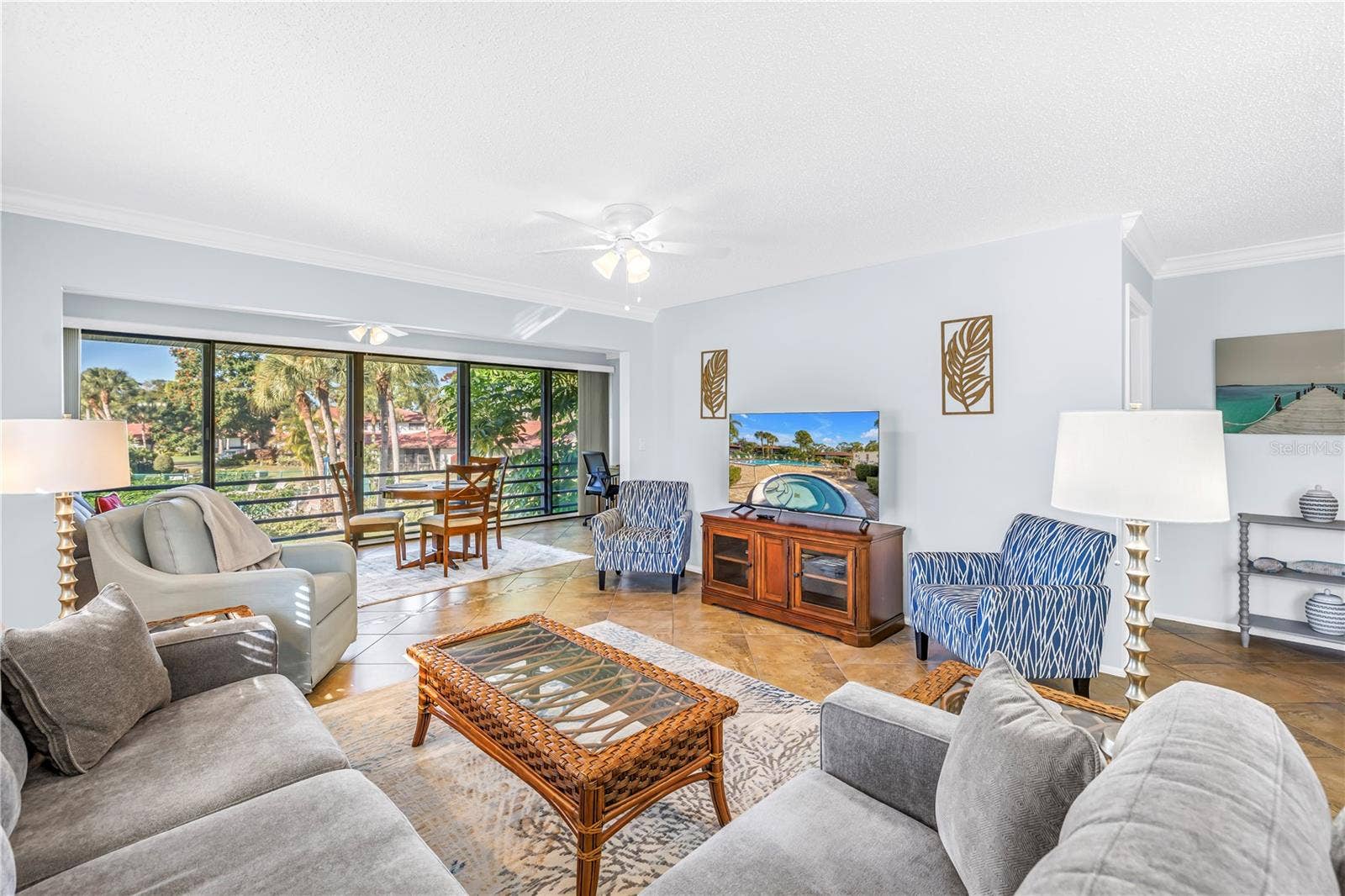 3500 EL CONQUISTADOR PARKWAY, #108, Bradenton, FL 34210 Living room