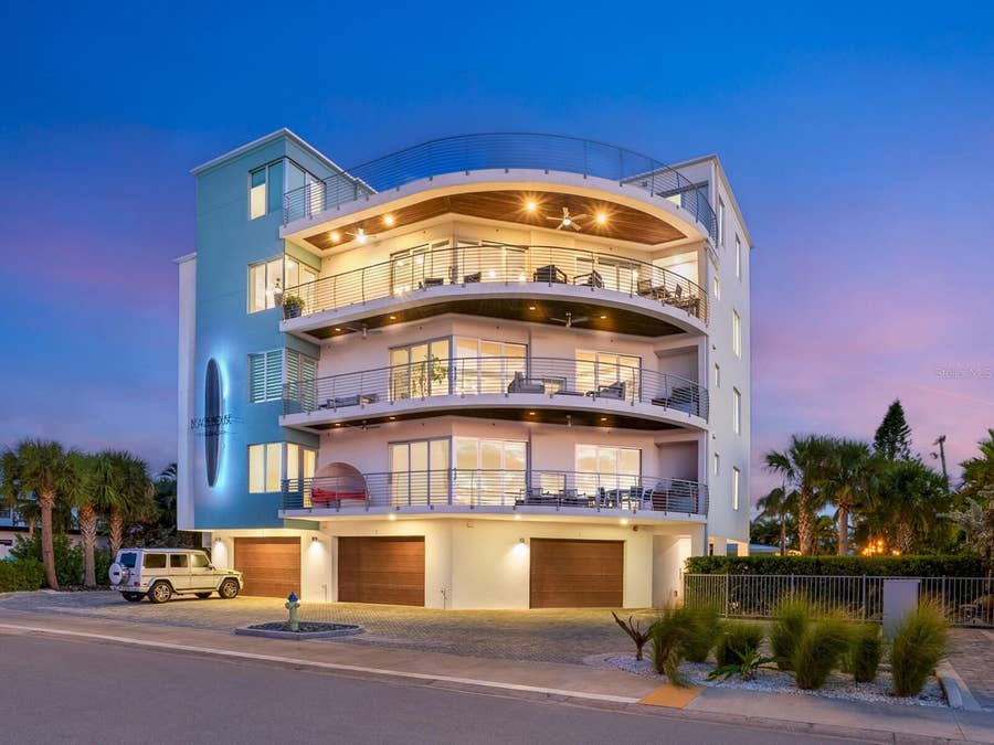 Property photo for 1140 SEASIDE DRIVE, #301 & Penthouse, Siesta Key, FL