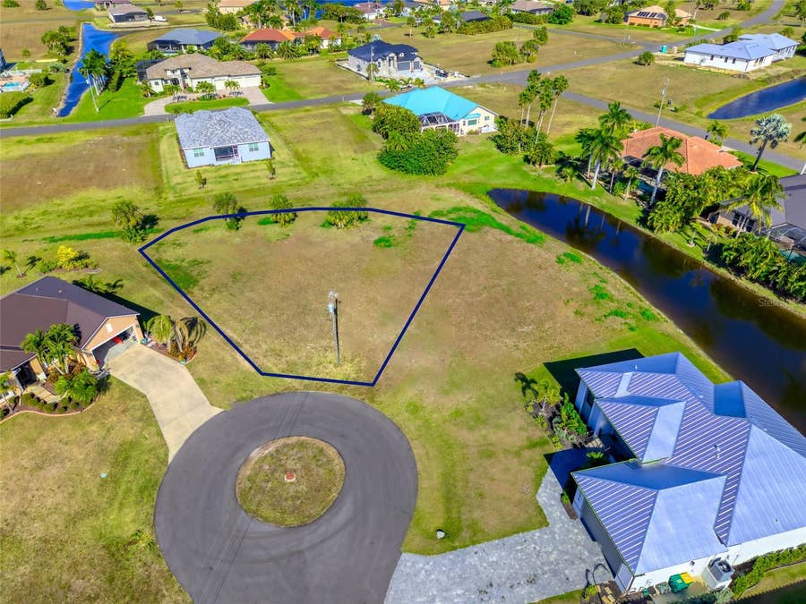 Property photo for 17262 COMINGO LANE, Punta Gorda, FL