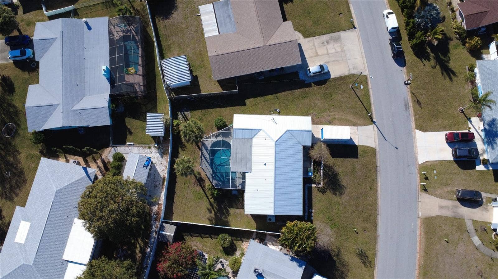 2534 WANETA DRIVE, Sarasota, FL 34231