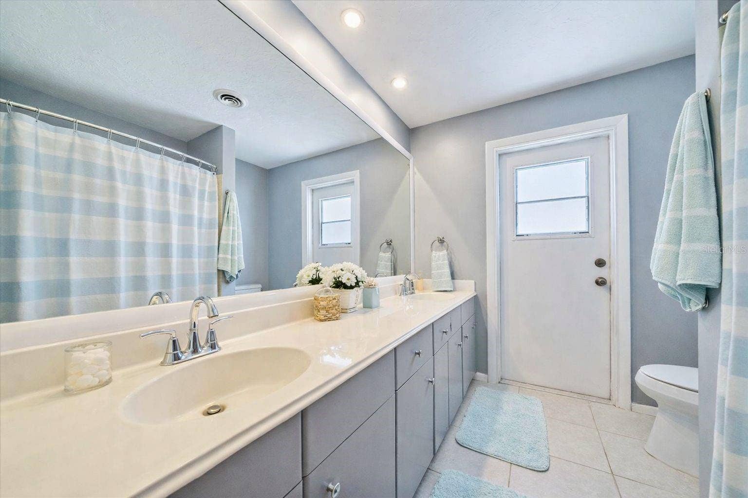 Virtually Enhanced Bathroom 2
