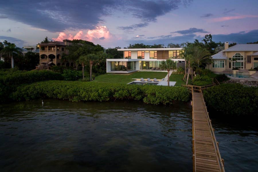 Property photo for 1500 BAYVIEW DRIVE, Sarasota, FL