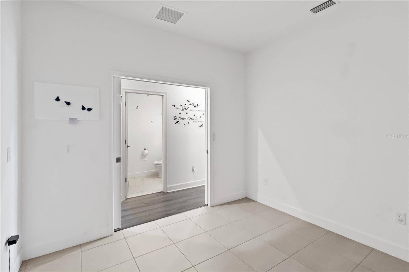 10934 WENDOVER DRIVE, Palmetto, FL 34221 10934 WENDOVER DRIVE, Palmetto, FL 34221