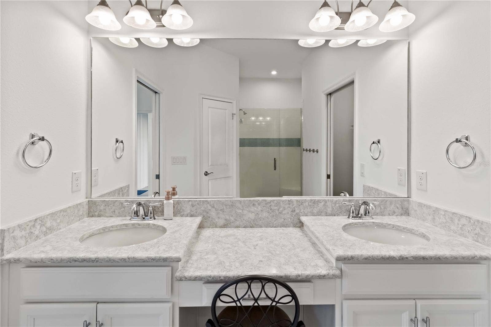 10934 WENDOVER DRIVE, Palmetto, FL 34221 10934 WENDOVER DRIVE, Palmetto, FL 34221