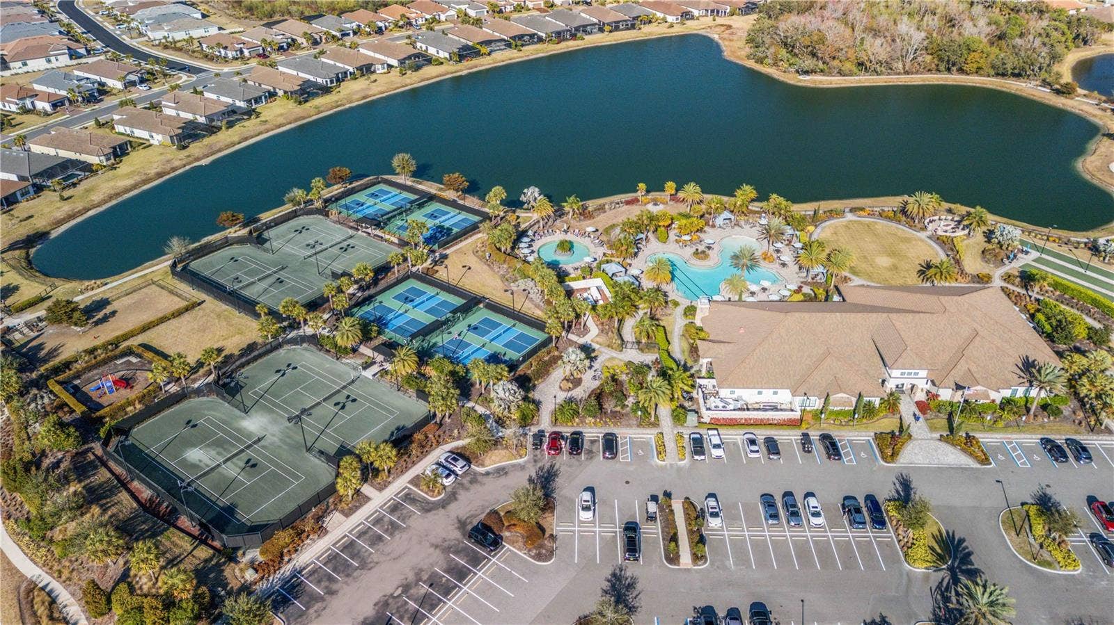 10934 WENDOVER DRIVE, Palmetto, FL 34221 10934 WENDOVER DRIVE, Palmetto, FL 34221