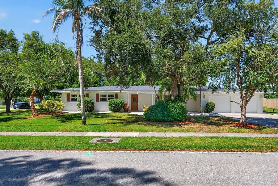 Property photo for 4808 RIVERWOOD AVENUE, Sarasota, FL