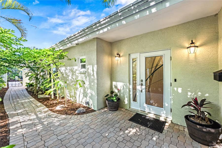 Property photo for 1320 MOONMIST DRIVE, #B-11, Sarasota, FL