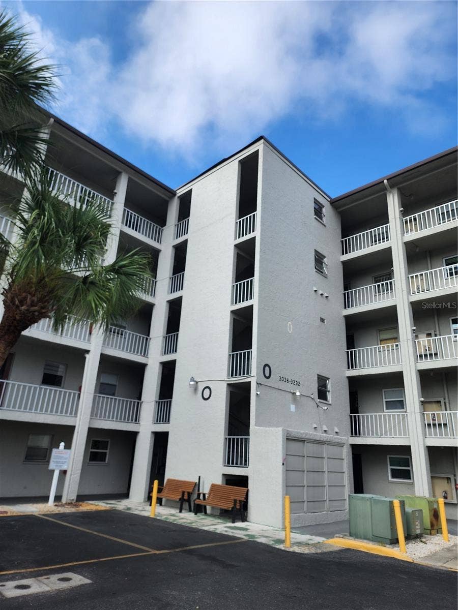 Property photo for 3064 LAKE BAYSHORE DRIVE, #115, Bradenton, FL