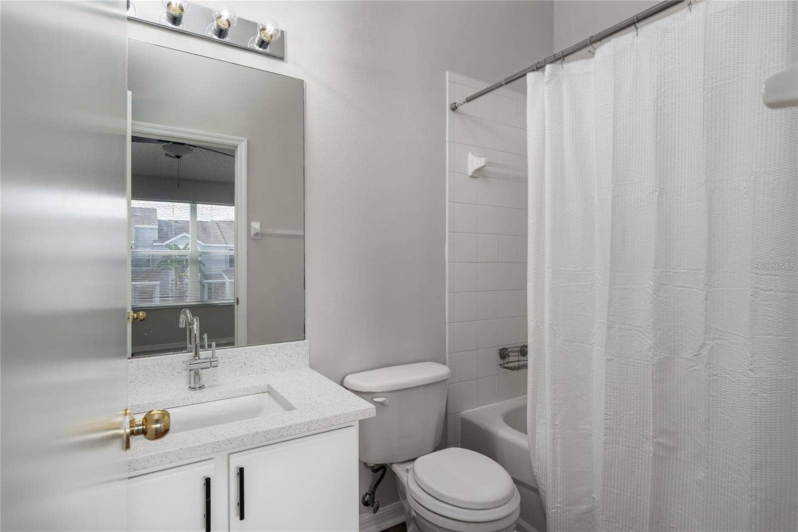 6213 OSPREY LAKE CIRCLE, Riverview, FL 33578 6213 OSPREY LAKE CIRCLE, Riverview, FL 33578