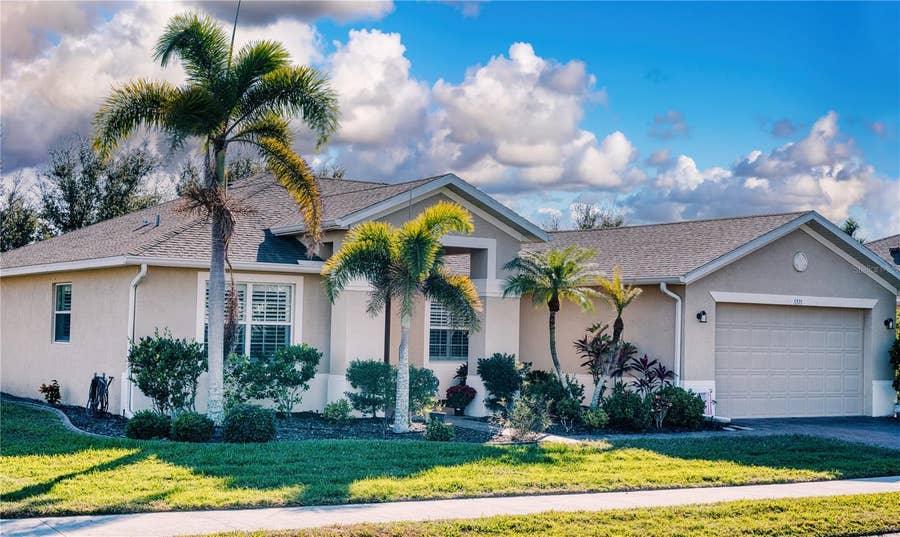 Property photo for 5371 LAYTON DRIVE, Venice, FL