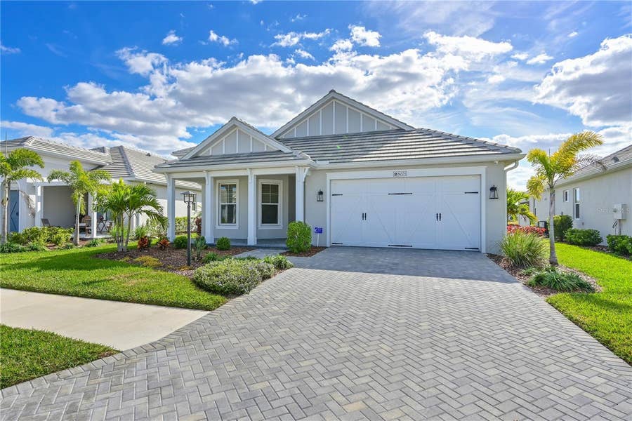 Property photo for 8075 SLIPWAY DRIVE, Sarasota, FL