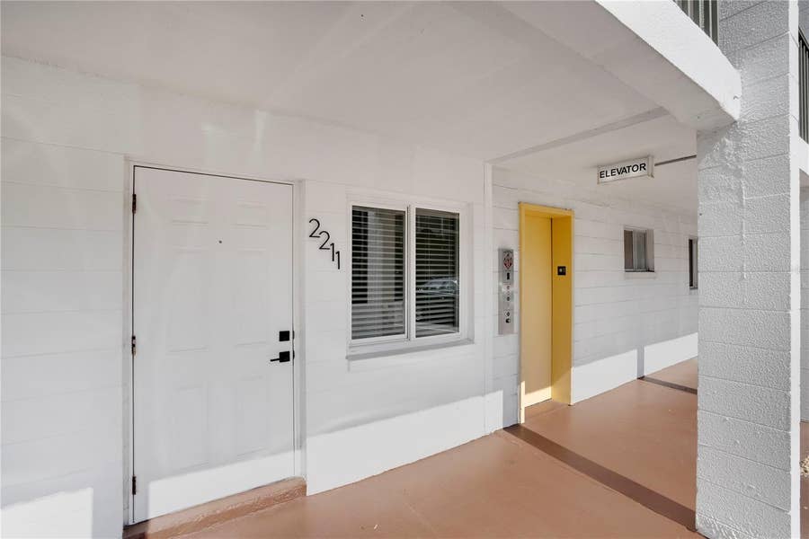 Property photo for 2211 SUNSET DRIVE, #E3, Bradenton, FL